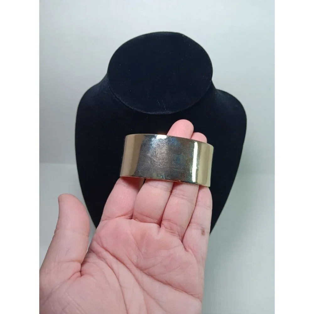 Vintage 70s Caroline Emmons Thick Gold Cuff Bracelet New With Orginal Box